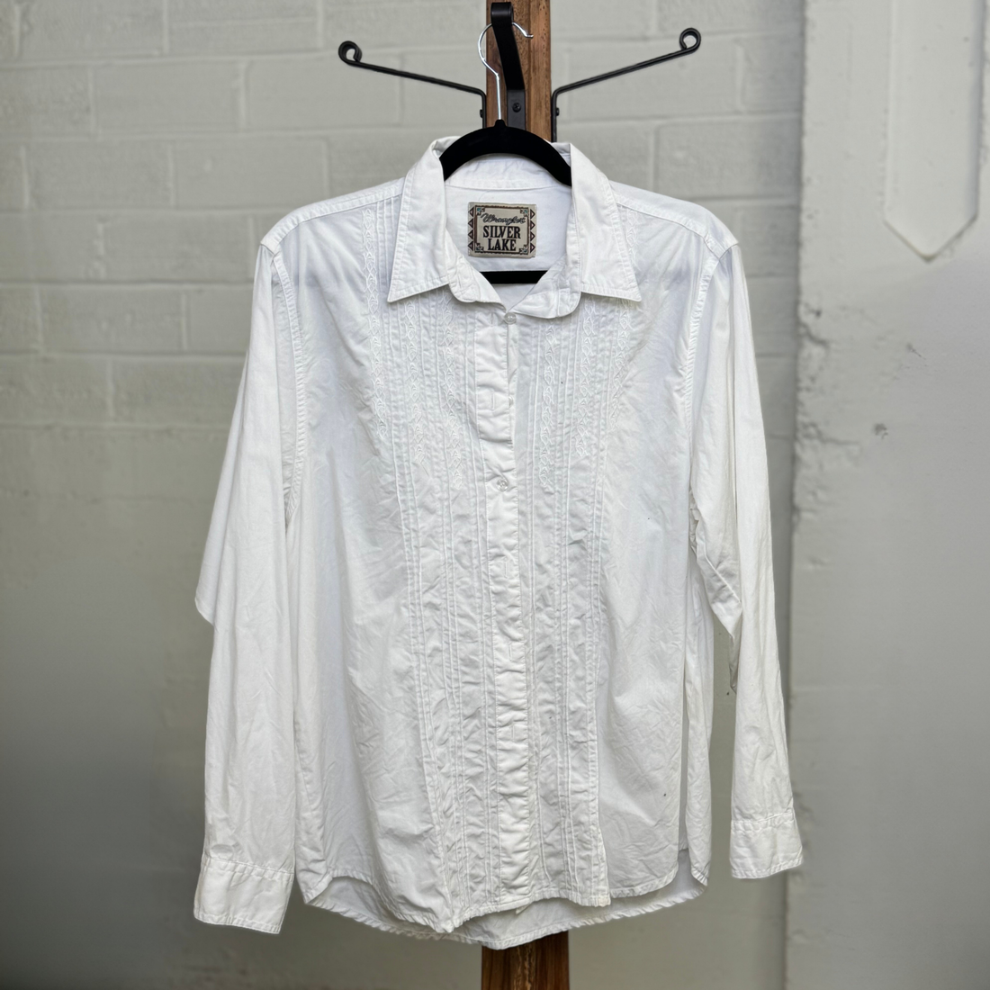 Vintage 1980s Silver Lake White Embroidered Western Blouse