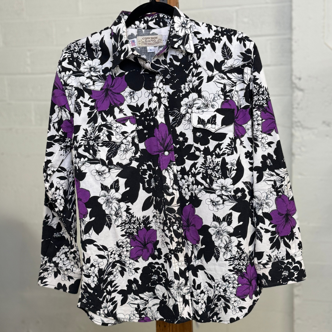 Vintage 90s Cowboy Gang Hawaiian Western Shirt – Purple Floral Snap Button, Made in USA, Size Small