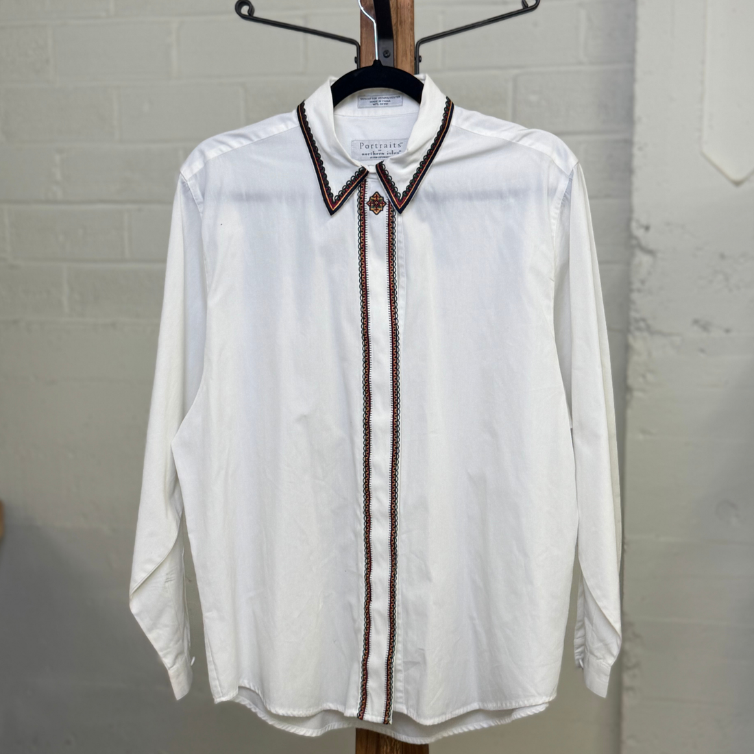 Vintage 1990s Portraits by Northern Isles Embroidered White Blouse