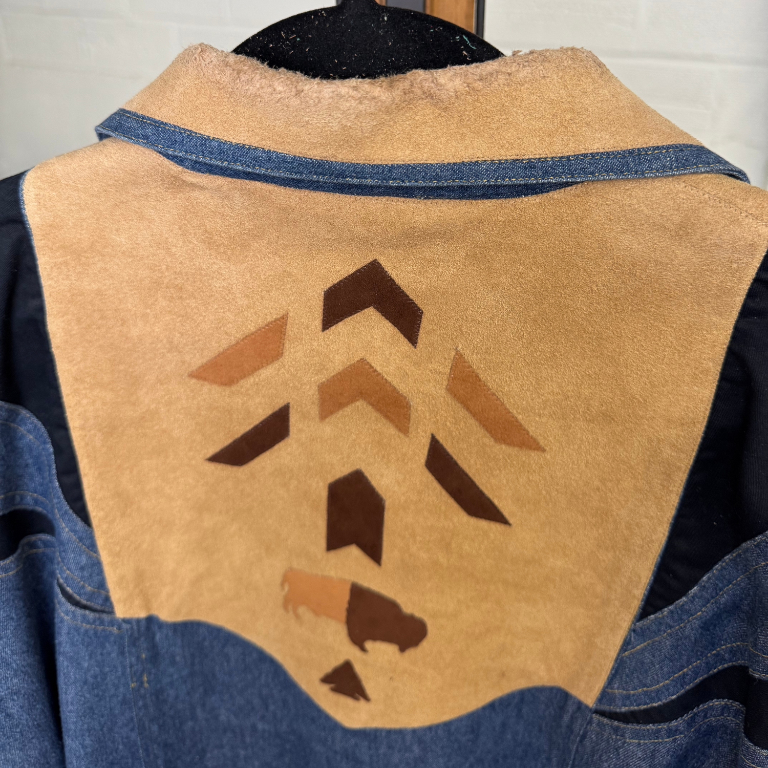 Vintage Southwest Canyon Buffalo Western Denim Shirt