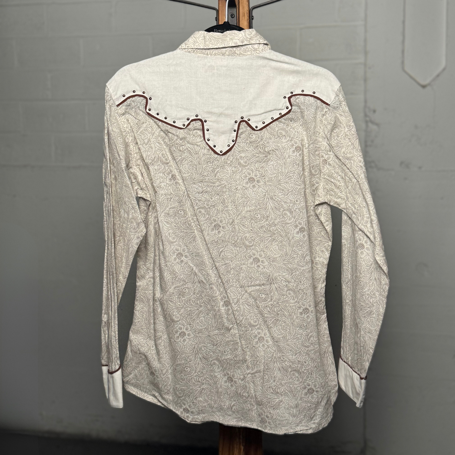 Vintage 1980s Wrangler 100% Cotton, Floral Paisley Western Shirt - Piping &amp; Studs