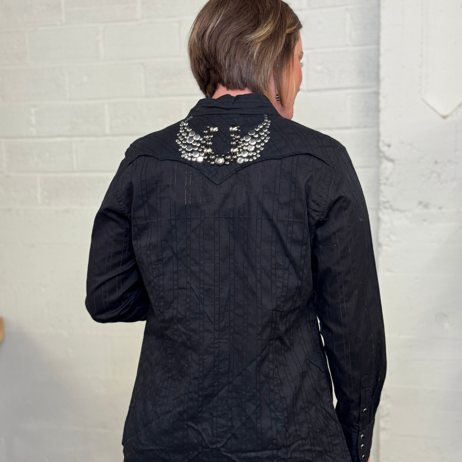 Vintage Y2K Ariat Fitted Black Western Shirt with Stud Detail