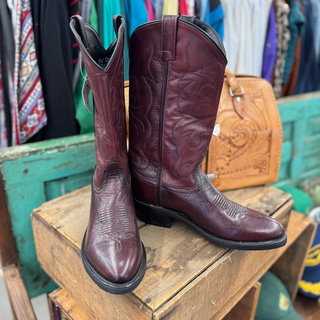 Vintage Burgundy Old West Cowboy Boots